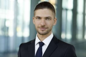 Marc Dietenmeier fotografiert Führungskräfte für die BMW Bank und Alphabet