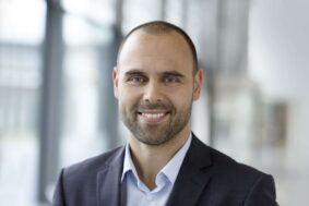 Marc Dietenmeier fotografiert Führungskräfte für die BMW Bank und Alphabet