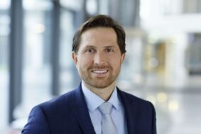 Marc Dietenmeier fotografiert Führungskräfte für die BMW Bank und Alphabet
